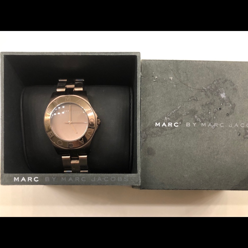 MARC JACOBS WATCH